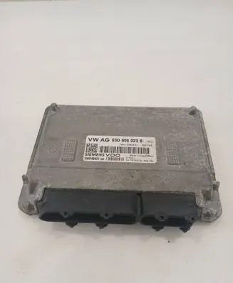 Skoda Fabia Mk1 (6Y) Engine control unit/module 03D906023B 5WP4042104