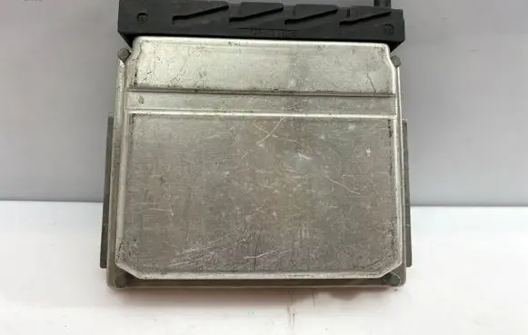 Volvo S80 Engine control unit/module 0281001776