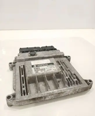 Hyundai i20 (PB PBT) Engine control unit/module 3911003256 9001040380KD