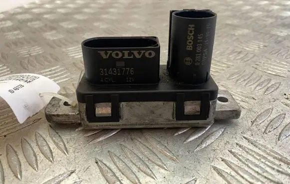 Volvo XC90 Glow plug pre-heat relay 31431776