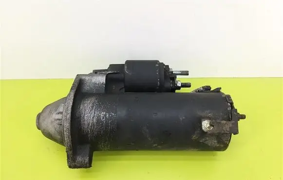 Audi A4 S4 B5 8D Starter motor