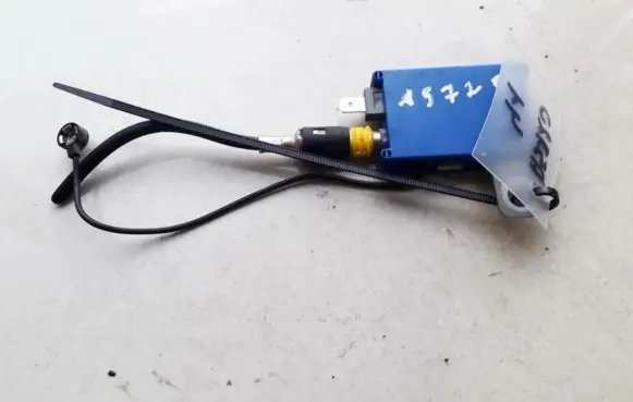 Renault Laguna II Antenna control unit 8200002584