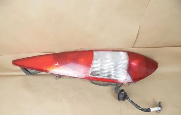 Ford Mondeo Mk III Rear/tail lights