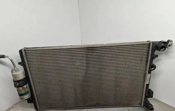 Volkswagen Golf IV Radiator set 1J0820411D 1J0121253P 1J0820191D