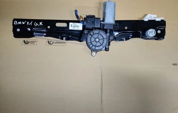 BMW X1 F48 F49 Rear door window regulator with motor 7349511