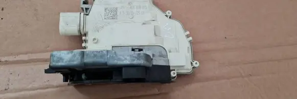 Audi A4 S4 B9 8W Rear door lock 4G0839015F
