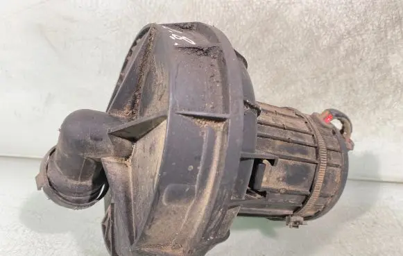Audi A6 S6 C5 4B Secondary air pump 06a959253b 72273803 8d0906613b