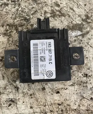 Volkswagen Touran I Alarm control unit/module 1K0907719C