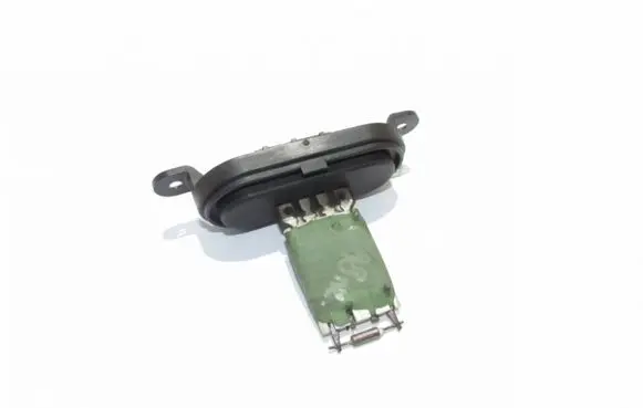 Volkswagen Transporter - Caravelle T5 Heater blower fan relay 