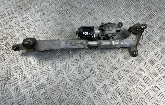 Subaru Outback Front wiper linkage and motor