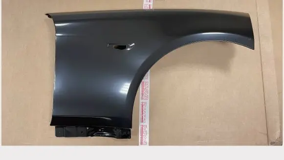 Fiat 124 Spider Fender 6000614707 6000612780 68332494AA