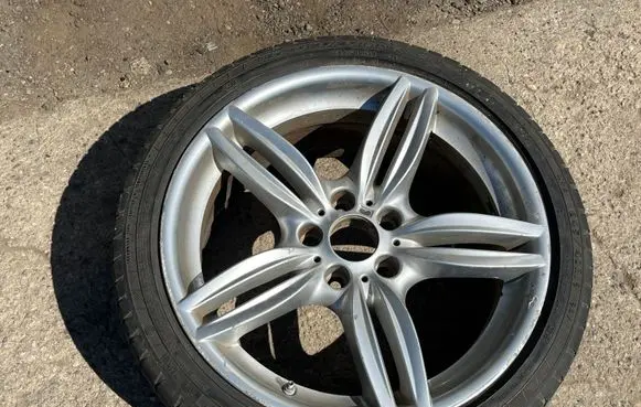 BMW 5 F10 F11 R19 alloy rim 7842652 85J ET33