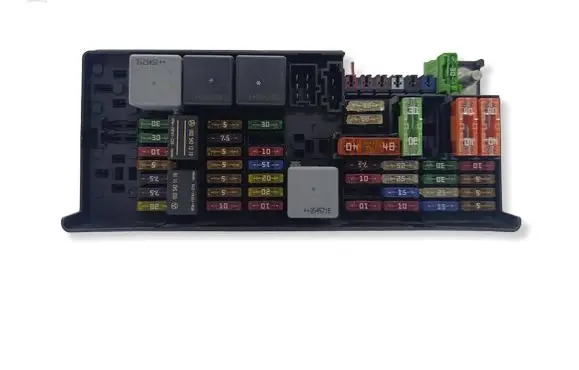 Mercedes-Benz ML W164 Fuse module A1645400272