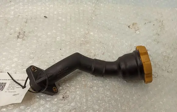 Subaru Legacy Oil fill pipe 