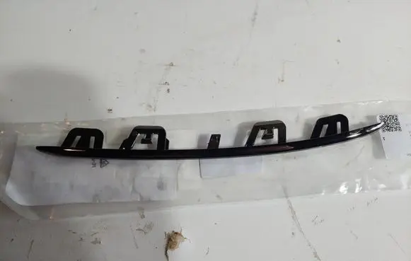 Mercedes-Benz EQE v295 Front bumper splitter molding A2958852102
