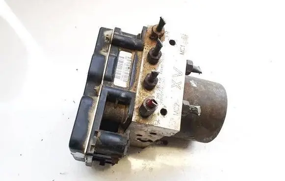 Toyota Avensis T270 ABS Pump 0265235406 44540-05070