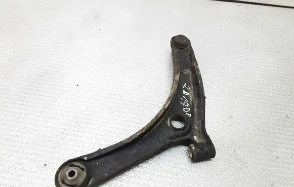 Mitsubishi Lancer VIII Front lower control arm/wishbone