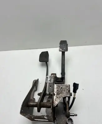 Chrysler Grand Voyager IV Pedal assembly 