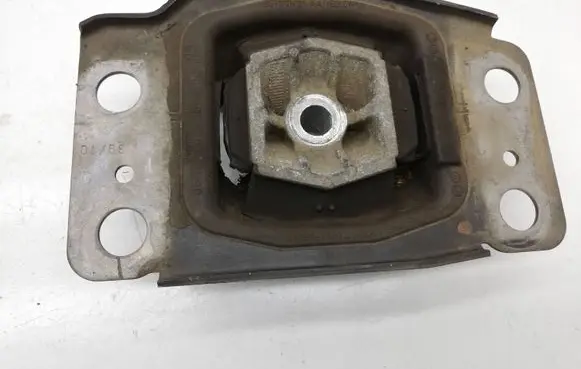 Volvo V70 Gearbox mount 6g917m121ac