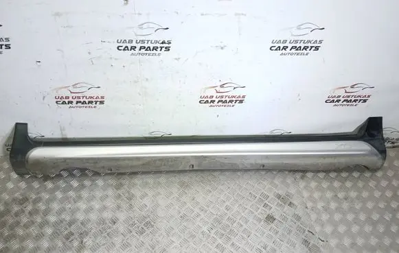 Volvo XC60 Sill 