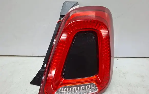 Fiat 500 Rear/tail lights S27647294 81598002