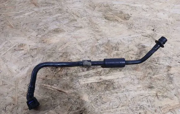 BMW 3 GT F34 Vacuum line/pipe/hose 7636128