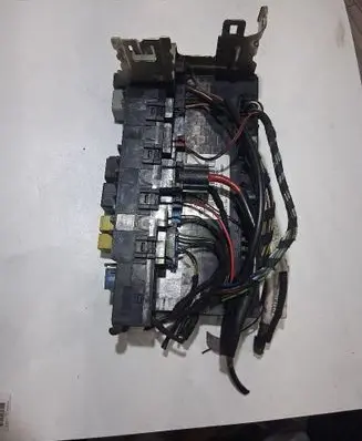 Mercedes-Benz C W203 SAM control unit 2035452401