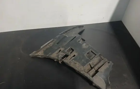 Volvo V70 Front bumper mounting bracket 09190304 2419