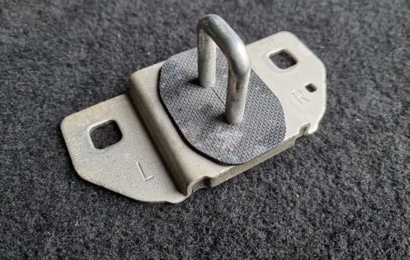 Mercedes-Benz A W176 Loading door lock loop/hook striker A1667400032