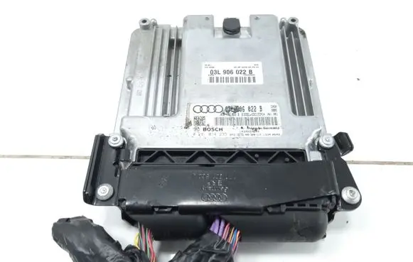 Audi A4 S4 B8 8K Engine control unit/module ECU 03L906022