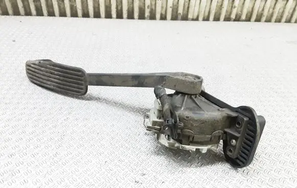 Volvo S80 Accelerator throttle pedal 9496821