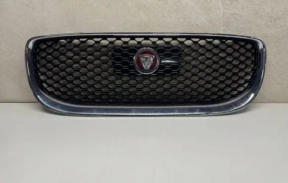 Jaguar XE Front grill EW9316B856ABGD24 FW9316B856BBW X73018K28AA