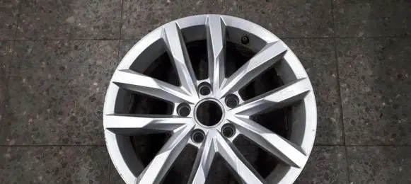 Volkswagen PASSAT B8 Original wheel cap 