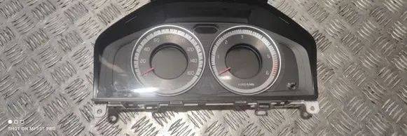 Volvo S60 Speedometer (instrument cluster) 31343330