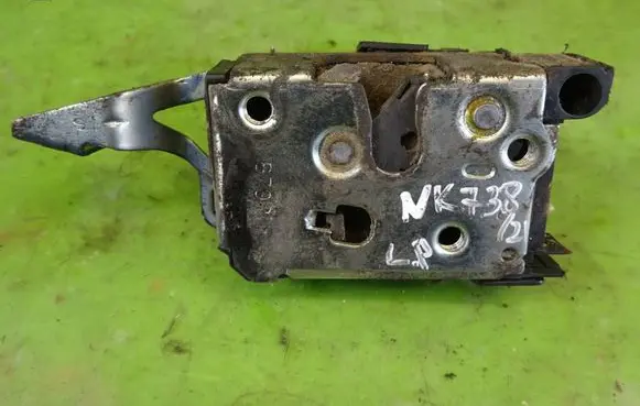 Peugeot Boxer Front door lock