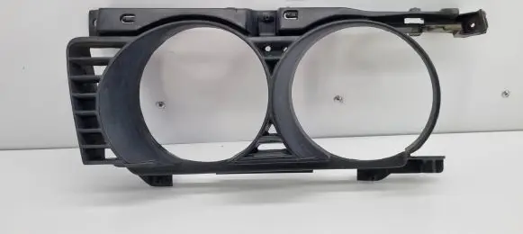 Under headlight/headlamp trim