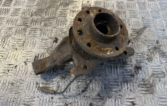 Opel Zafira B Front wheel hub