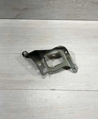 Tesla Model 3 Fender mounting bracket 108601700D 21203AL