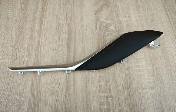 BMW 4 G22 G23 G24 G26 Centre console side trim front 7911035
