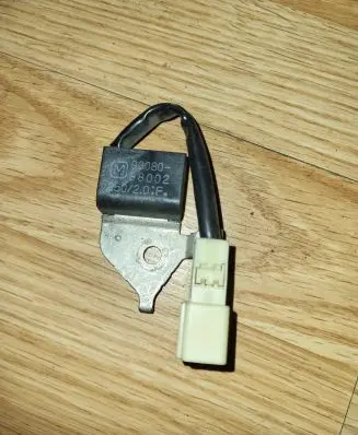 Toyota Avensis T250 Sensor 9008088002