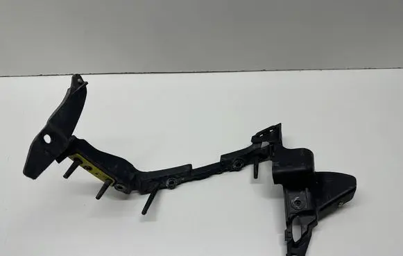 Chevrolet Camaro Front bumper mounting bracket 92243311 PA66057 255273500