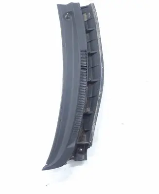 Toyota Auris 150 Wiper trim 5575102110
