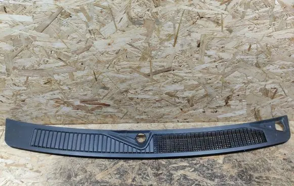 Mitsubishi Pajero Pinin Wiper trim MR511597