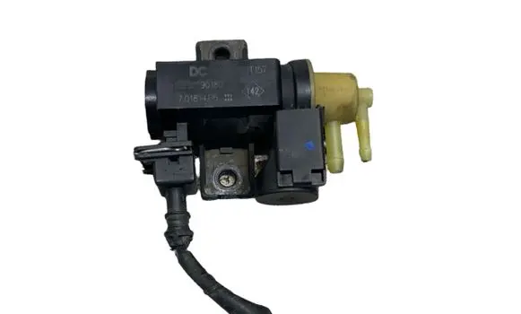 Nissan Qashqai+2 Turbo solenoid valve 8200790180