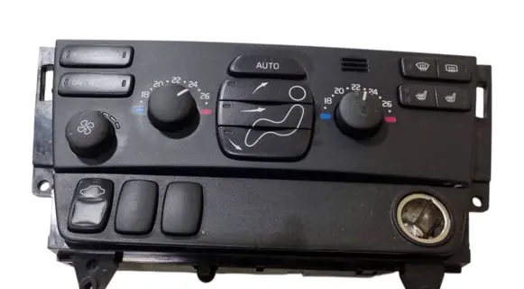 Volvo V70 Climate control unit 30782503 M4333200103
