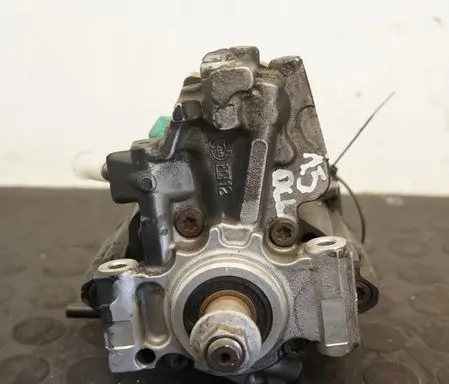Renault Megane III Fuel injection high pressure pump 8200791749D 8200721407