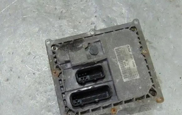Smart ForTwo I Engine control unit/module 0003107V006