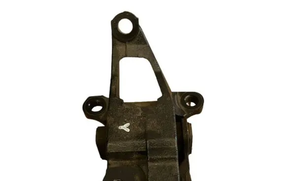 Mazda CX-5 Engine mount bracket K1442