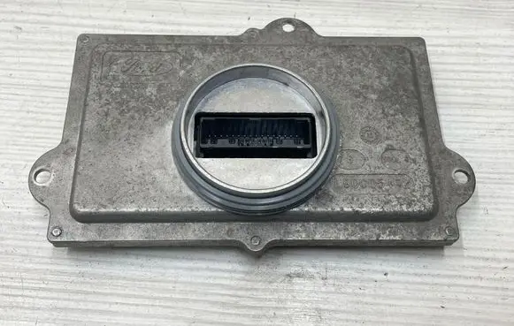 Ford Fusion II Headlight ballast module Xenon L90005492