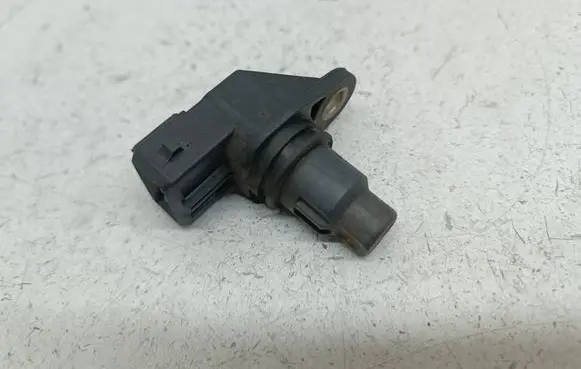 Mitsubishi Space Star Camshaft position sensor 8200038472 144447